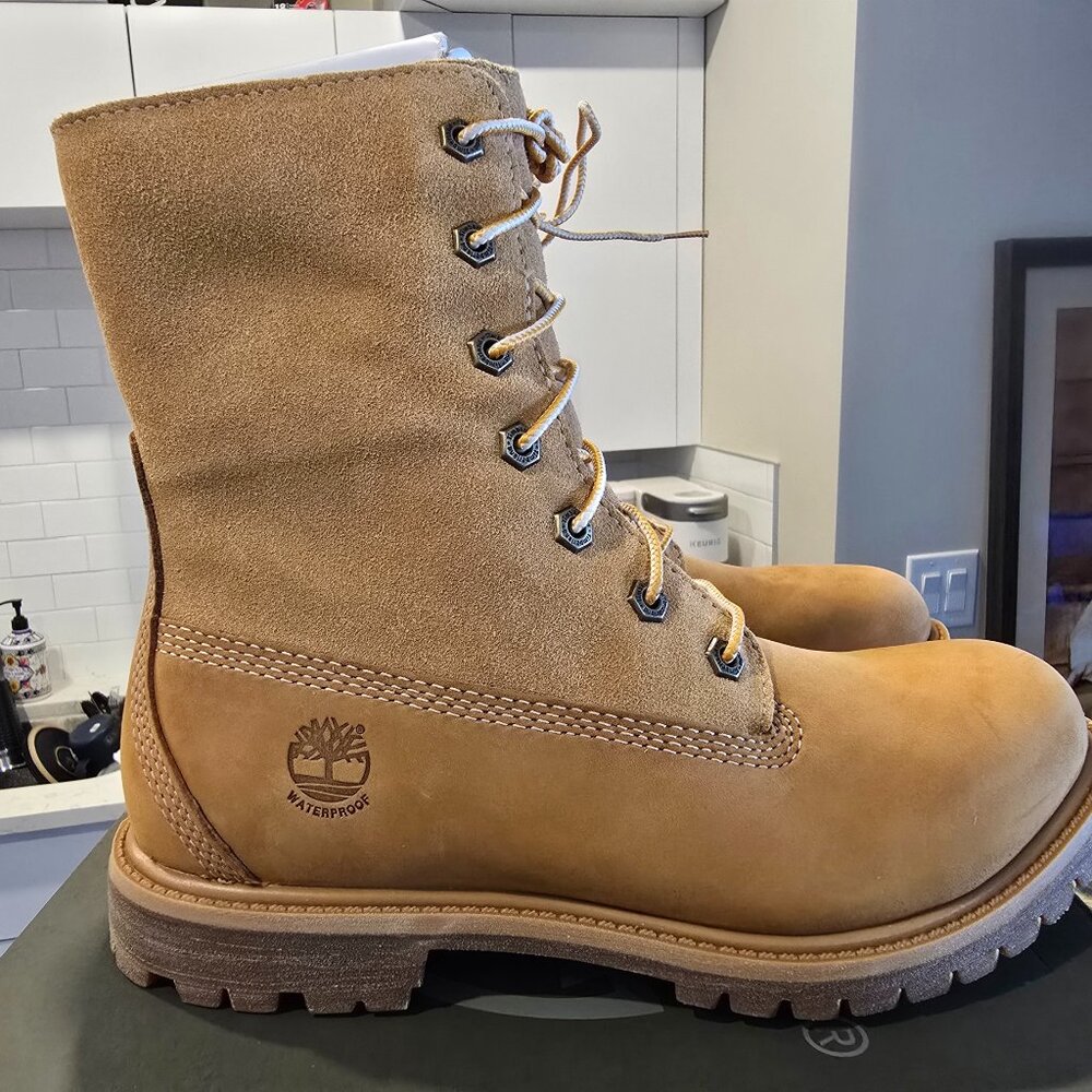 Timberland Authentics Teddy Fleece Fold Down Boots Wheat Nubuck Women's SZ 8 NEW